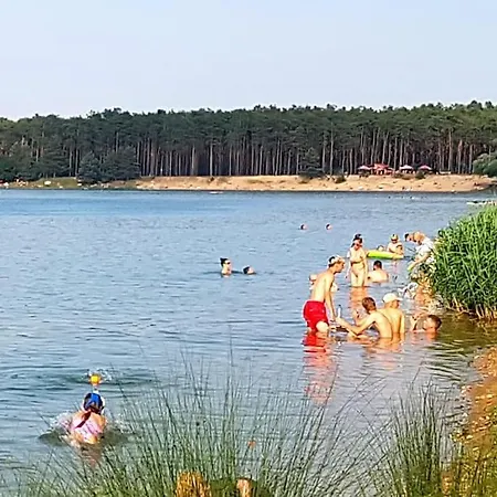 Okouzlujici U Jezera