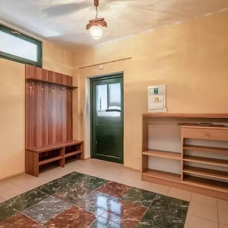 Okouzlujici U Jezera *