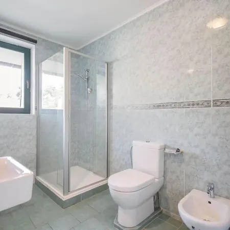 Villa Okouzlujici U Jezera
